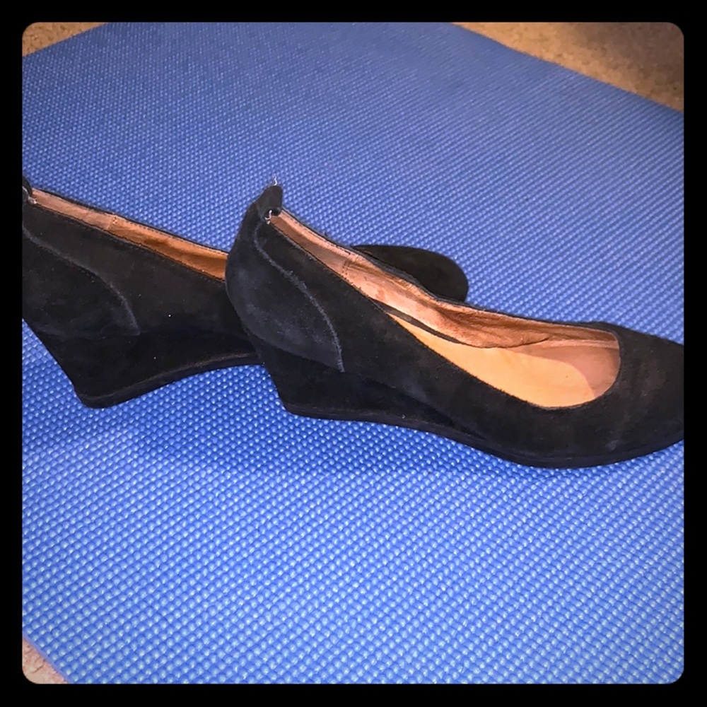 Aldo Black Wedges